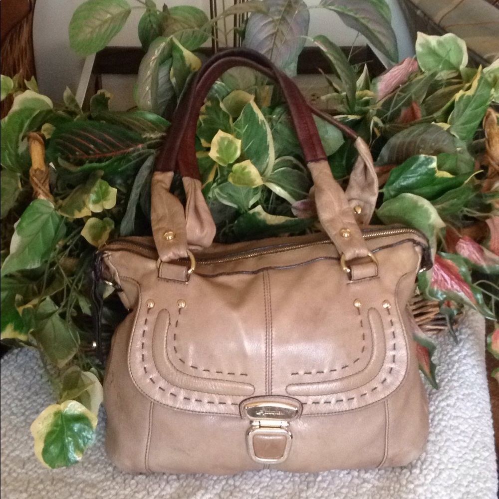 B Makowsky - image 1